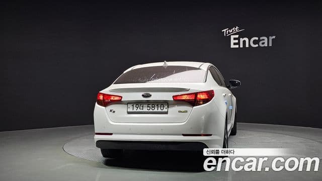 Kia K5 гибрид Deluxe, 2013 4