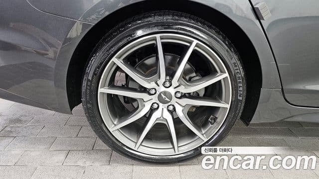 Genesis G70 Elite, 2020 все фото