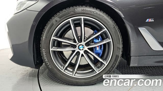 BMW 5시리즈 (G30) 520i M Sport, 2023 все фото