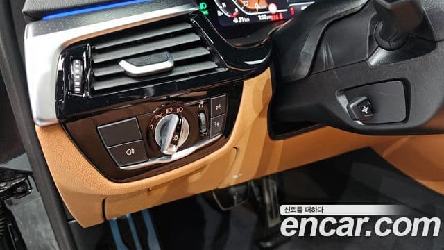 BMW 5시리즈 (G30) 520i M Sport, 2023 12