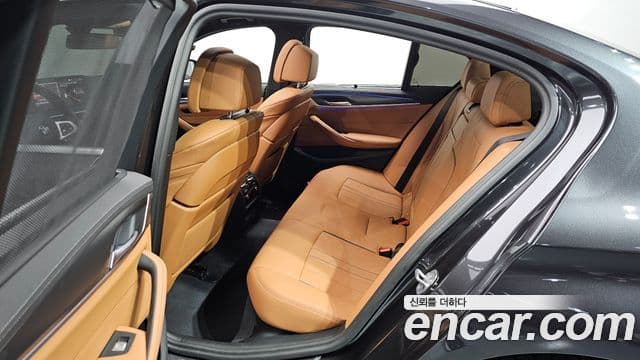 BMW 5시리즈 (G30) 520i M Sport, 2023 16