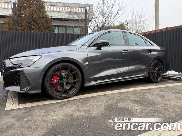 Audi RS3 (8Y) 2.5 TFSI Quattro карбон Edition, 2025 2