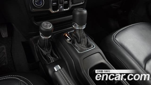 Jeep Wrangler (JL) 2.0 Overland Power top 4도어 4xe, 2022 9