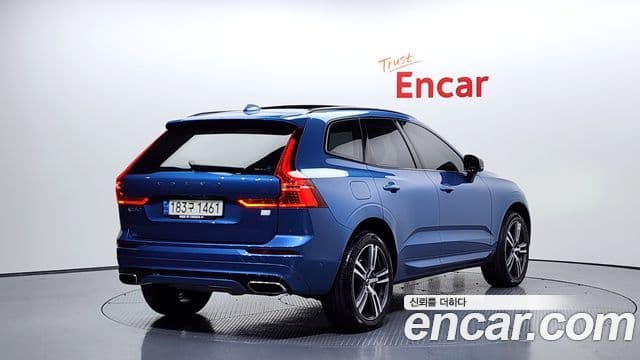 Volvo XC60 2세대 T8 R-Design, 2021 2