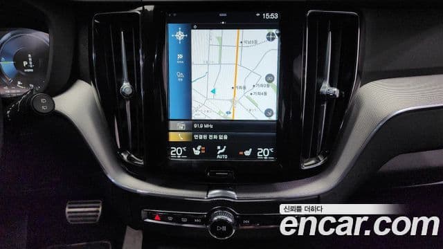 Volvo XC60 2세대 T8 R-Design, 2021 14