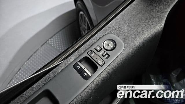 Hyundai Staria Modern, 2024 13