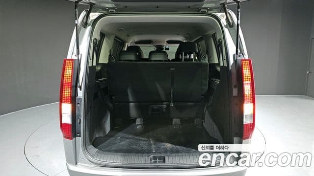 Hyundai Staria Modern, 2024 20