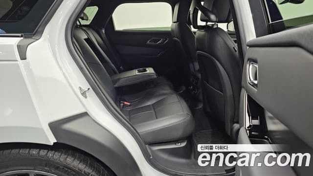 Land Rover Range Rover Velar 3.0 P400 Dynamic HSE, 2025 все фото