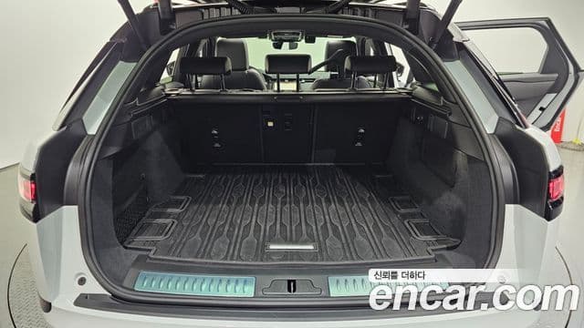 Land Rover Range Rover Velar 3.0 P400 Dynamic HSE, 2025 20