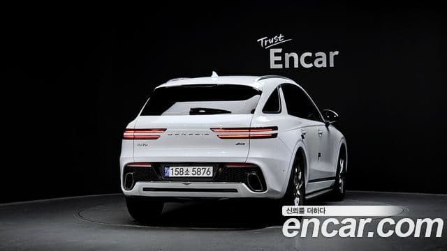 Genesis GV70, 2024 4