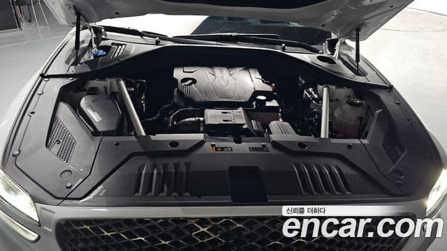 Genesis GV70, 2024 6