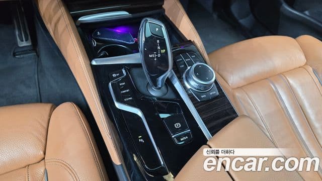 BMW 5시리즈 (G30) 520i M Sport, 2022 9