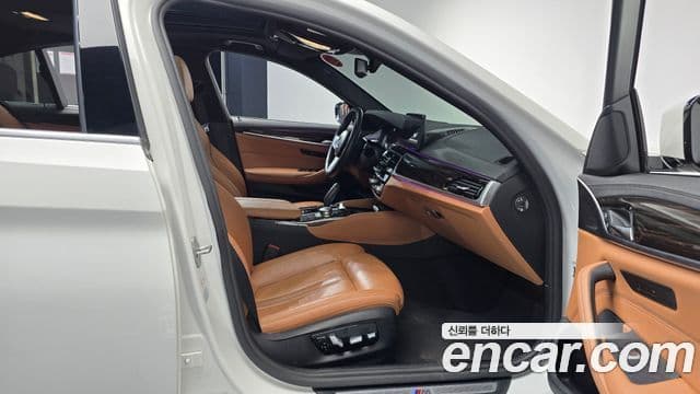 BMW 5시리즈 (G30) 520i M Sport, 2022 11