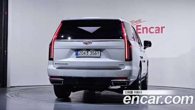 Cadillac Escalade 5세대 Premium Luxury Platinum, 2023 4