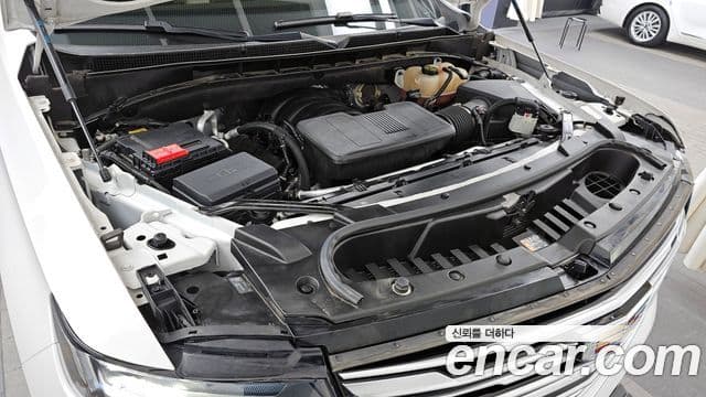 Cadillac Escalade 5세대 Premium Luxury Platinum, 2023 6