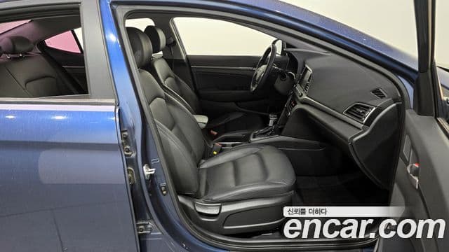 Hyundai Avante AD 1.6 GDI Value Plus, 2018 11