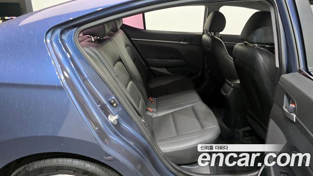 Hyundai Avante AD 1.6 GDI Value Plus, 2018 12