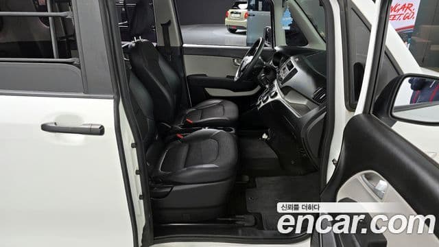 Kia Ray фургон /, 2017 11