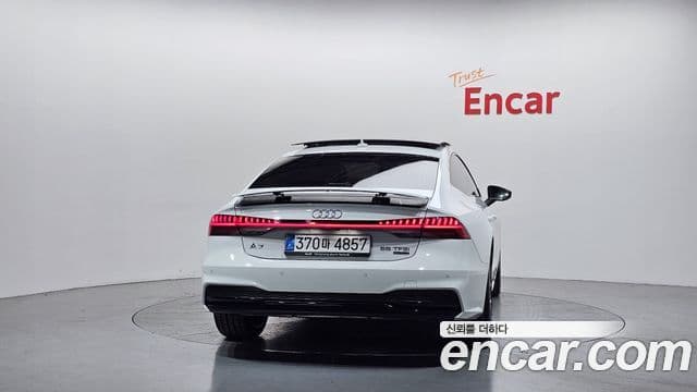 Audi A7 (4K) Premium, 2025 4