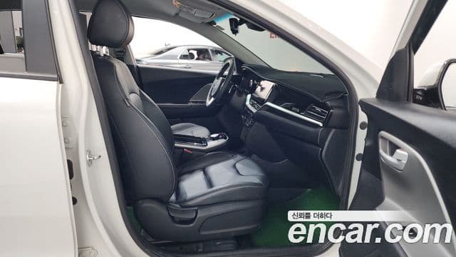 Kia Niro EV таксомоторный тип, 2022 11