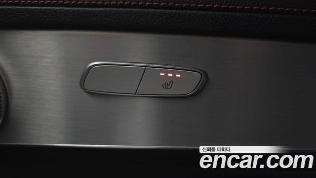 Mercedes-Benz GLC-класс X253 AMG GLC43 4MATIC купе, 2019 17