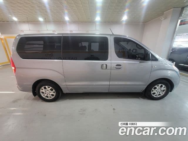 Hyundai Grand Starex CVX Deluxe, 2012 3