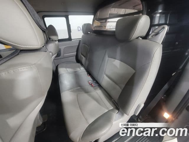 Hyundai Grand Starex CVX Deluxe, 2012 10