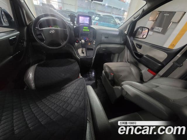 Hyundai Grand Starex CVX Deluxe, 2012 11