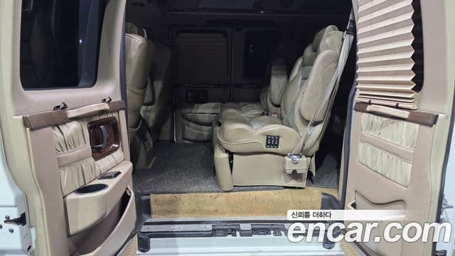 Chevrolet 익스프레스밴, 2010 12