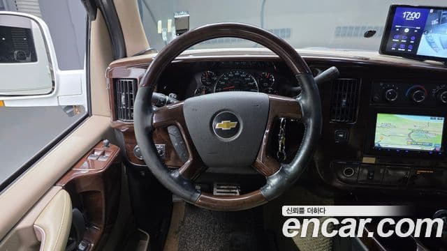 Chevrolet 익스프레스밴, 2010 13