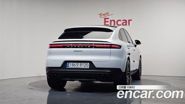 Porsche Cayenne (PO536) 3.0 E-гибрид купе, 2024 4