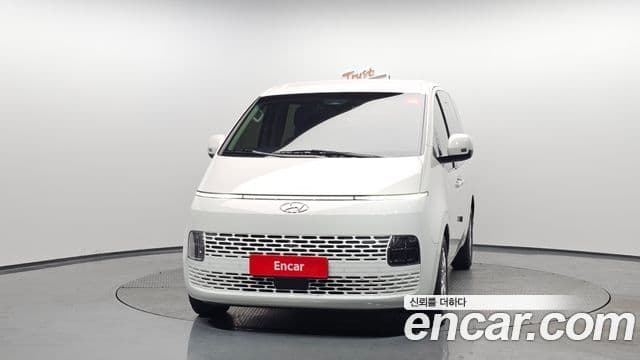 Hyundai Staria Modern, 2023 3