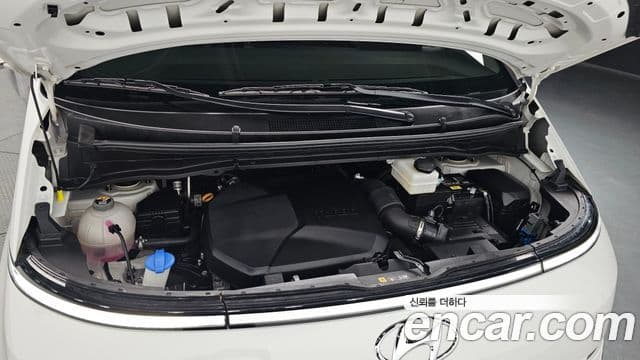 Hyundai Staria Modern, 2023 6