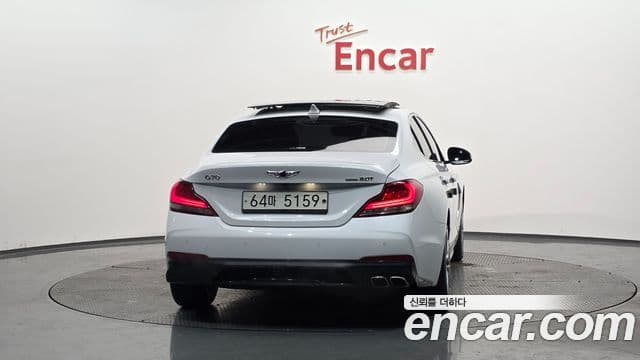 Genesis G70 Elite, 2019 4