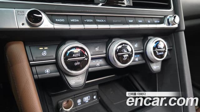 Genesis G70 Elite, 2019 16
