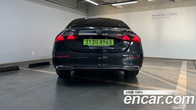 Mercedes-Benz E-класс W214 Exclusive, 2025 4