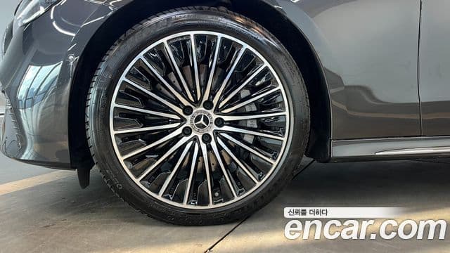 Mercedes-Benz E-класс W214 Exclusive, 2025 все фото