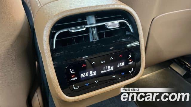 Mercedes-Benz E-класс W214 Exclusive, 2025 17