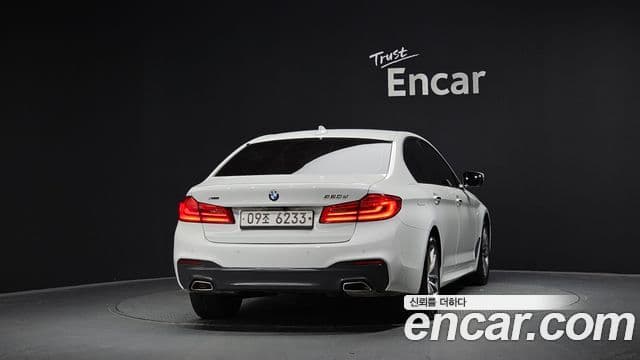 BMW 5시리즈 (G30) 520d xDrive M Sport Plus, 2017 4