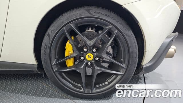 Ferrari 로마 3.9 Spyder, 2024 все фото