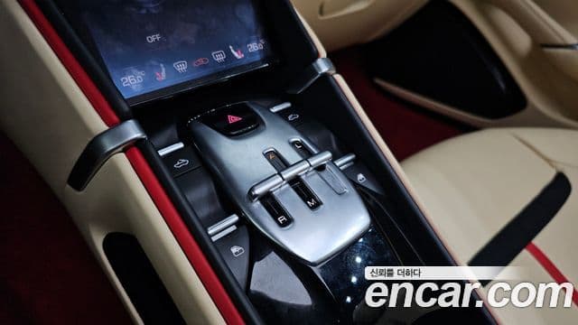 Ferrari 로마 3.9 Spyder, 2024 9