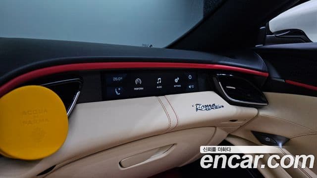 Ferrari 로마 3.9 Spyder, 2024 18