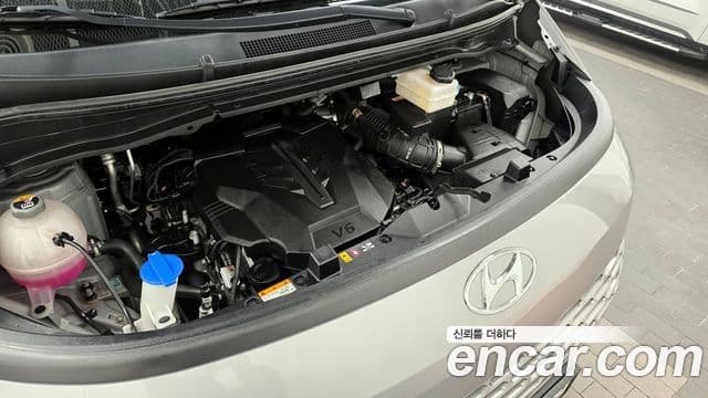 Hyundai Staria Modern, 2023 6