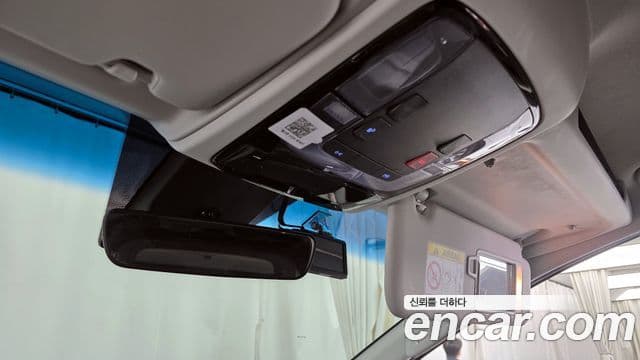 Hyundai Staria Modern, 2023 17