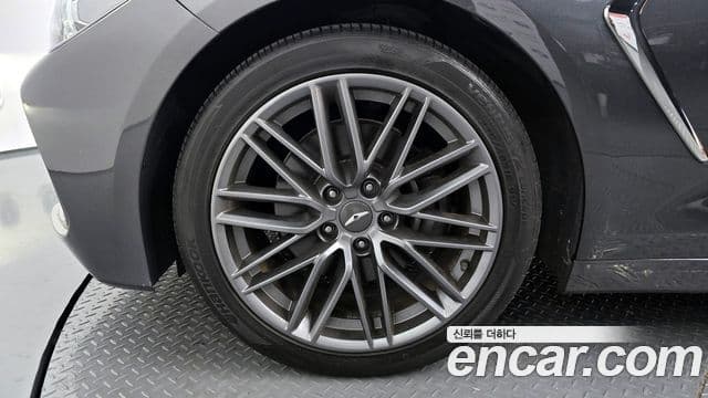 Genesis G70 Supreme, 2018 все фото