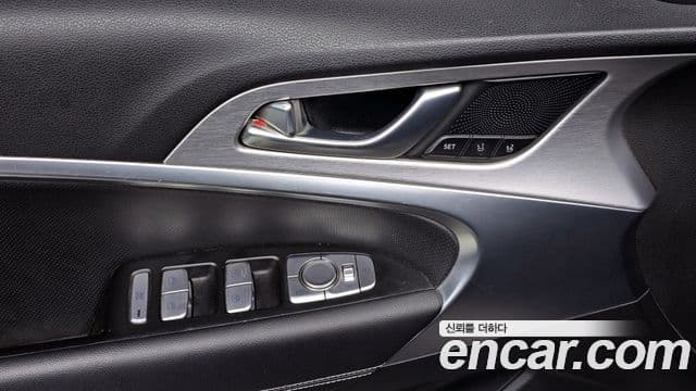 Genesis G70 Supreme, 2018 18