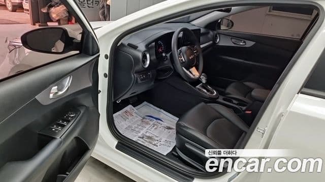 Kia The / новый New K3 2세대 Trendy, 2022 10