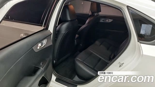 Kia The / новый New K3 2세대 Trendy, 2022 11