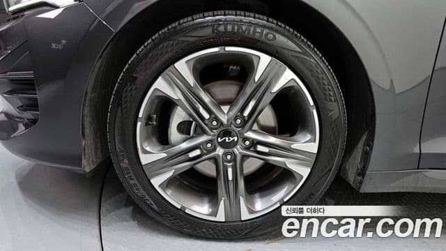 Kia K5 3세대 Signature, 2023 все фото