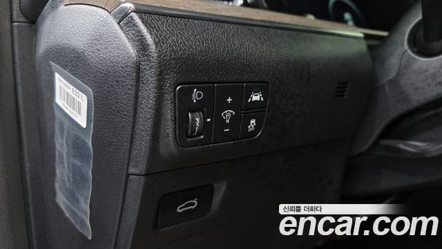 Kia K5 3세대 Signature, 2023 12